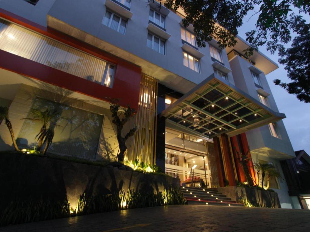 Ardan Hotel Bandung Luaran gambar