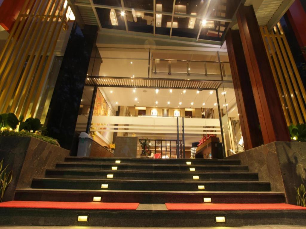 Ardan Hotel Bandung Luaran gambar