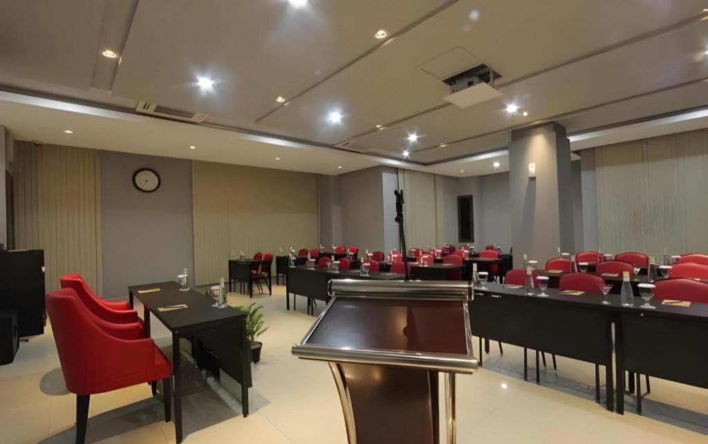 Ardan Hotel Bandung Luaran gambar