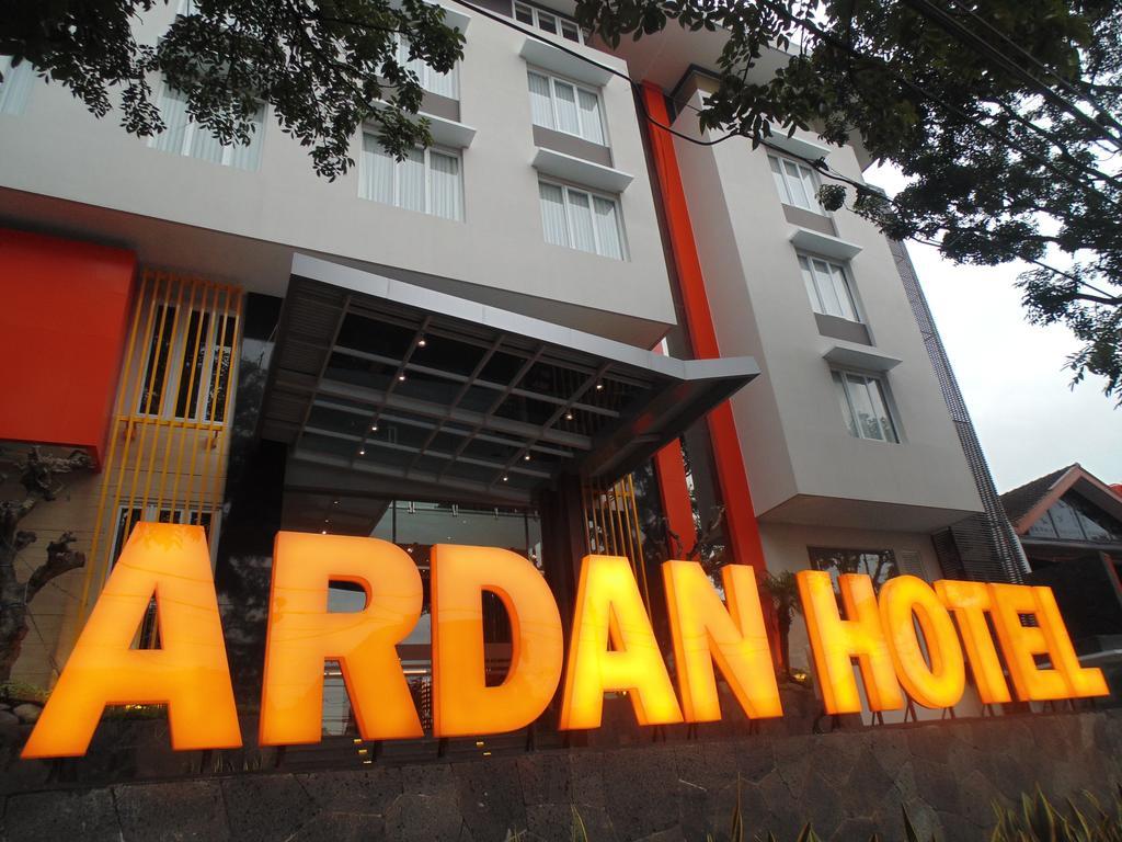 Ardan Hotel Bandung Luaran gambar