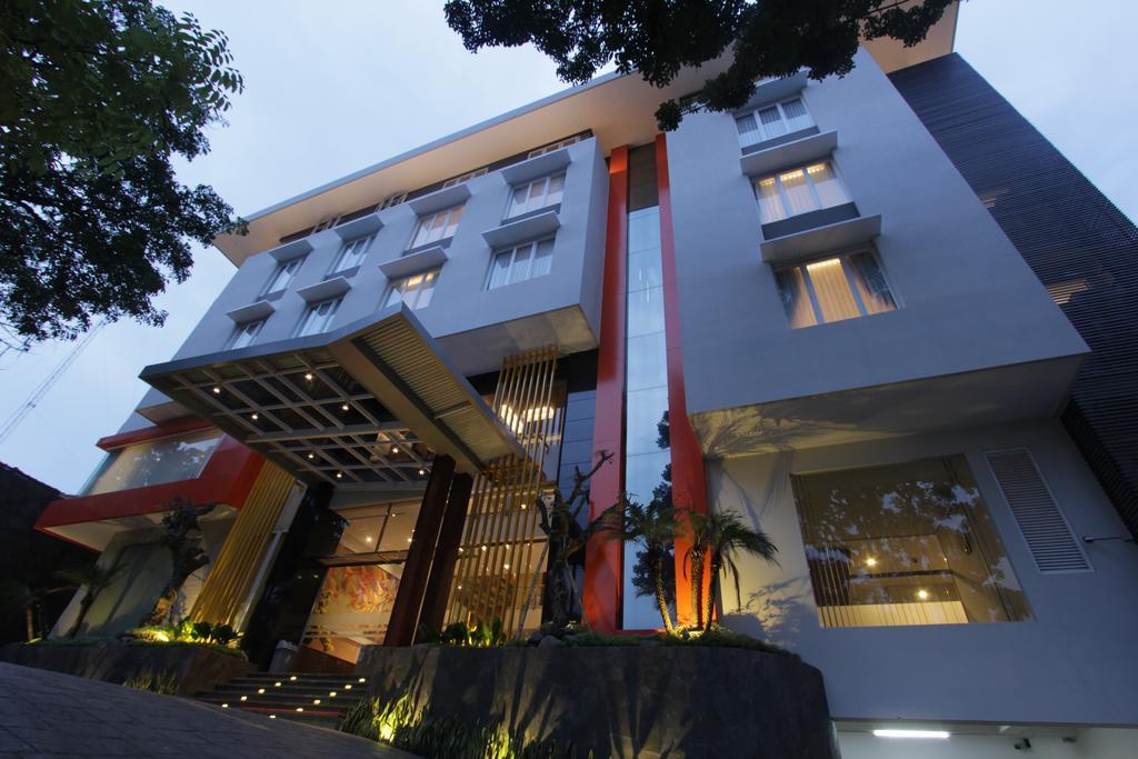 Ardan Hotel Bandung Luaran gambar
